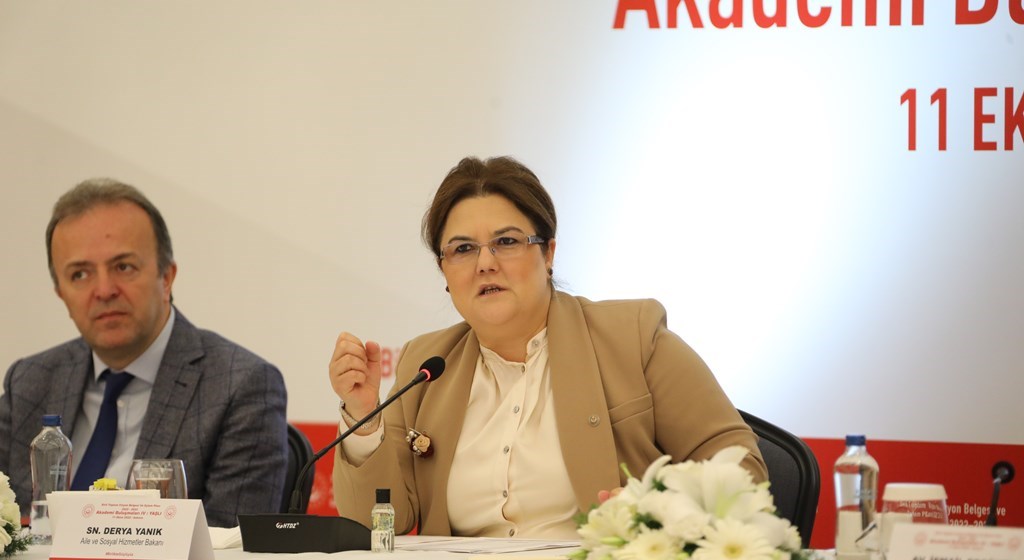 Our Minister Derya Yanık chaired the Fourth Academy Meetings with the Theme of Older Persons
