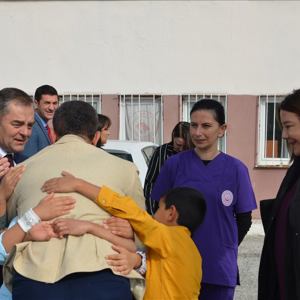 Çocuklarımız için Kütüphane ve Bilişim Sınıfı Açıldı - fotoğraf 12