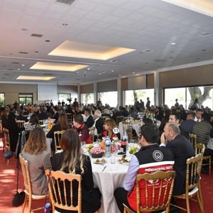 Millî Savunma Bakanımız Sn. Hulusi Akar “Şehit ve Gazi Aileleri Buluşması”na katıldı. - fotoğraf 1