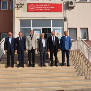 Cumhurbaşkanlığı Sosyal Politikalar Kurulu Çocuk Sitesini Ziyaret Etti - fotoğraf 1