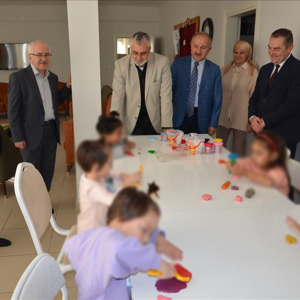 Cumhurbaşkanlığı Sosyal Politikalar Kurulu Çocuk Sitesini Ziyaret Etti - fotoğraf 4