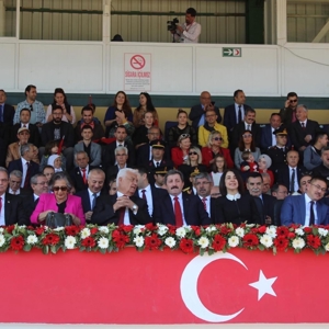 Türkiye Cumhuriyeti'nin kuruluşunun 99. yılı ilimizde çeşitli törenlerle çoşkuyla kutlandı. - fotoğraf 2