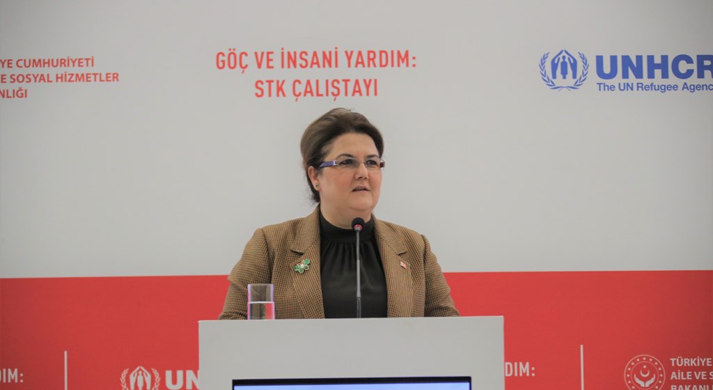 Bakanımız Derya Yanık Göç ve İnsani Yardım STK Çalıştayı’na Katıldı