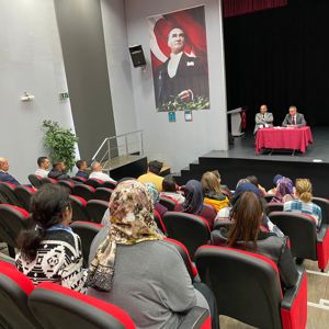 Merzifon Sosyal Hizmet Merkezi Müdürlüğünde Toplantı - fotoğraf 2