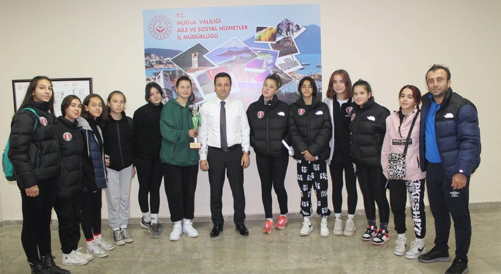 Muğla'nın Şampiyonlarından İl Müdürlüğümüze Ziyaret 