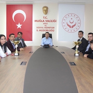ŞAMPİYONLARIMIZDAN İL MÜDÜRÜMÜZE ZİYARET - fotoğraf 2