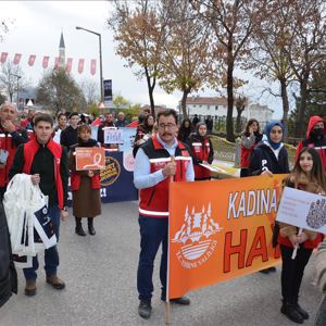 “Kadına Şiddete Hayır!” Diyerek Kortejde Yerimizi Aldık - fotoğraf 1