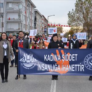 “Kadına Şiddete Hayır!” Diyerek Kortejde Yerimizi Aldık - fotoğraf 3