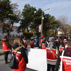 “Kadına Şiddete Hayır!” Diyerek Kortejde Yerimizi Aldık - fotoğraf 13