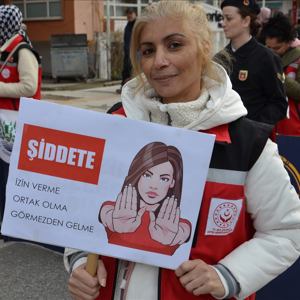 “Kadına Şiddete Hayır!” Diyerek Kortejde Yerimizi Aldık - fotoğraf 21