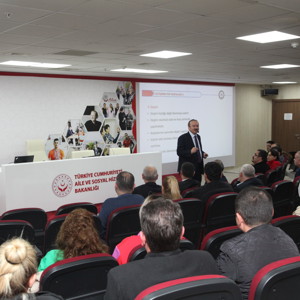 Düzenlemiş olduğumuz “Özel Güvenlik Görevlilerine Yönelik Hizmet İçi Eğitim Programı” başarıyla tamamlanmıştır. - fotoğraf 5