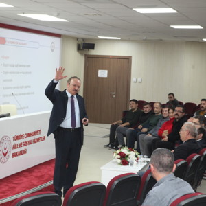 Düzenlemiş olduğumuz “Özel Güvenlik Görevlilerine Yönelik Hizmet İçi Eğitim Programı” başarıyla tamamlanmıştır. - fotoğraf 6