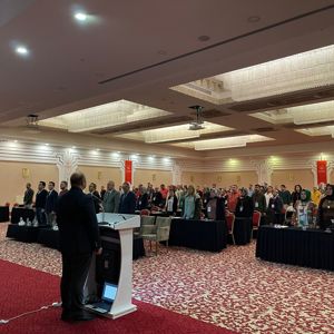 26-27 Kasım 2022 tarihinde Başkanlığımız bünyesinde görev yapan teknik, temizlik, ulaşım, güvenlik ve mutfak hizmetlerinde görevli personele yönelik hizmet içi eğitim programı Ankara/Kızılcahamam'da gerçekleştirildi. - fotoğraf 2