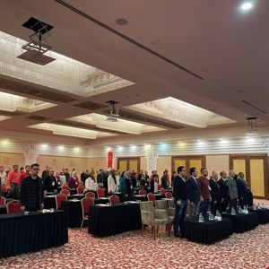 26-27 Kasım 2022 tarihinde Başkanlığımız bünyesinde görev yapan teknik, temizlik, ulaşım, güvenlik ve mutfak hizmetlerinde görevli personele yönelik hizmet içi eğitim programı Ankara/Kızılcahamam'da gerçekleştirildi. - fotoğraf 3