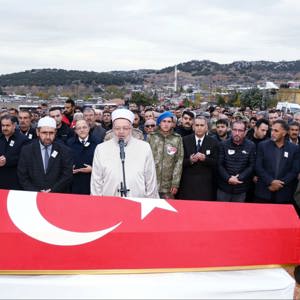 Pençe-Kilit Harekatı Şehidimizi Son Yolculuğuna Uğurladık - fotoğraf 3