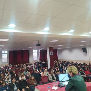 Acıpayam İlçesinde "Toplumsal Cinsiyet Eşitliği, Flört Şiddeti, Aile İçi İletişim ve Kadına Yönelik Şiddetle Mücadele" Eğitimi verildi - fotoğraf 3