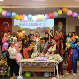 Niğde Sosyal Hizmet Merkezi Müdürlüğümüzün 3 Aralık Dünya Engelililer Günü Dolayısıyla Düzenlediği Etkinlik - fotoğraf 1