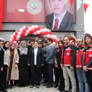 Bakanımız Derya Yanık Adana'da 4 Yeni Sosyal Hizmet Merkezinin Açılışını Gerçekleştirdi - fotoğraf 6