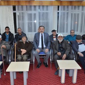 Emekli Astsubaylar; Aileleri ile Birlikte,  Huzurevinde Hizmet Almakta olan Yaşlılarımızı Ziyaret Etti. - fotoğraf 12