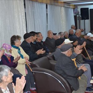 Emekli Astsubaylar; Aileleri ile Birlikte,  Huzurevinde Hizmet Almakta olan Yaşlılarımızı Ziyaret Etti. - fotoğraf 18