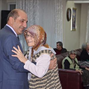 Emekli Astsubaylar; Aileleri ile Birlikte,  Huzurevinde Hizmet Almakta olan Yaşlılarımızı Ziyaret Etti. - fotoğraf 28