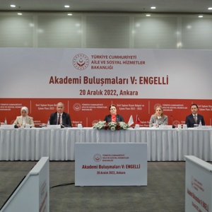 Aile ve Sosyal Hizmetler Bakanlığı, Sosyal Hizmetler Alanında Uzman Akademisyenleri Bir Araya Getiriyor - fotoğraf 2