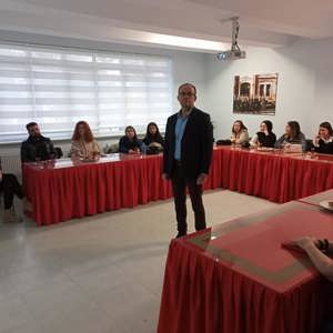 "Toplum ile Çalışma Dersi" Sahada İşlendi - fotoğraf 1