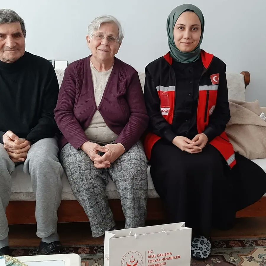 Mezitli SHM ve Yenişehir SHM, Kahraman şehitlerimizin çok kıymetli ailelerini ziyaret ettik.