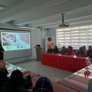 Karaağaç Mahallesinde Aile Eğitim Çalışmaları Devam Ediyor - fotoğraf 2