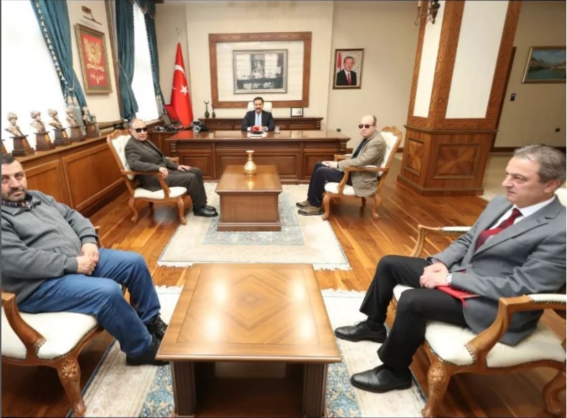 07-14 Ocak Beyaz Baston Görme Engelliler haftası nedeni ile Valiye ziyaret