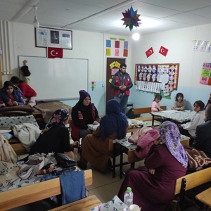Psikososyal Destek Ekiplerimiz Depremden Etkilenen Vatandaşlarımızın Yanında - fotoğraf 2