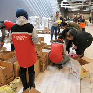 Yardım Kampanyası Çalışmalarına Desteklerimiz Devam Etmektedir - fotoğraf 1