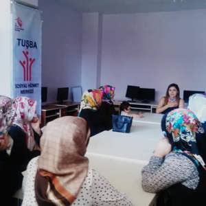 Tuşba SHM’den kadınlara “Çocuk Yetiştirmede Temel Beceriler” katılım Belgesi verildi - fotoğraf 4