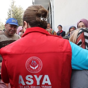 Aile ve Sosyal Hizmetler Bakanımız Derya Yanık Kahramanmaraş’ta Depremzedeleri Ziyaret Etti - fotoğraf 15