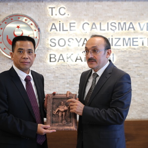 Çin Halk Cumhuriyeti Gazi İşleri Bakan Yardımcısından Genel Müdürlüğümüze Ziyaret - fotoğraf 11