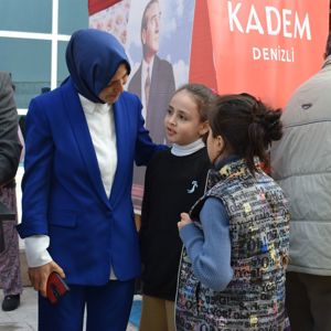 8 Mart Dünya Kadınlar Günü vesilesiyle Aile ve Sosyal Hizmetler İl Müdürlüğümüzce depremzede kadınlarımıza yönelik Moral Ziyaretleri gerçekleştirilmiştir - fotoğraf 8