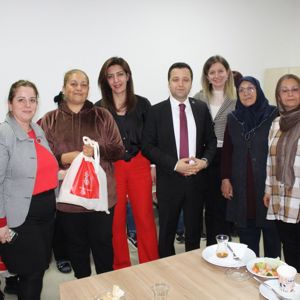 DEPREMDEN ETKİLENEN VATANDAŞLARIMIZIN YANINDA OLMAYA DEVAM EDİYORUZ - fotoğraf 2