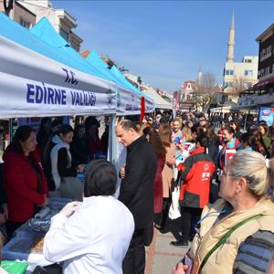 8 Mart Dünya Kadınlar Gününde “Kermes” Düzenlendi - fotoğraf 6