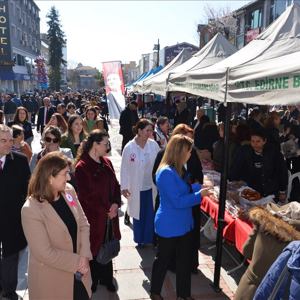 8 Mart Dünya Kadınlar Gününde “Kermes” Düzenlendi - fotoğraf 10