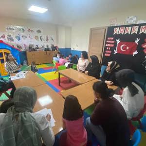 AEP Kapsamında Bilinçli Medya Kullanımı ve Çocuk Yetiştirmede Güncel Konular Hakkında Eğitim Verildi - fotoğraf 1