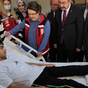 Aile ve Sosyal Hizmetler Bakanımız Derya Yanık Osmaniye'de Ziyaretlerde Bulundu - fotoğraf 12