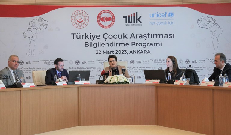 Bakanımız Derya Yanık TÜİK Türkiye Çocuk Araştırması Bilgilendirme Programı'na Katıldı