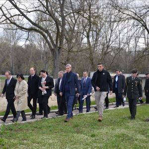 Balkan Şehitlerimiz Anıldı - fotoğraf 19
