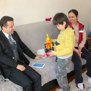 İl Müdürümüz Otizmli Çocuklar Ve Ailelerini Ziyaret Etti. - fotoğraf 4