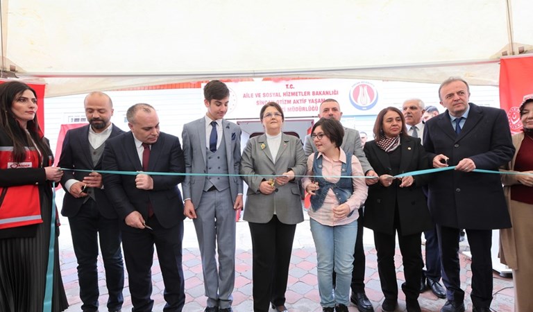 Minister Derya Yanık announced the 2nd National Action Plan for Persons with Autism Spectrum Disorders