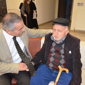 Huzurevi Yaşlılarımızla İftar Sofrasında Biraya Geldik - fotoğraf 8