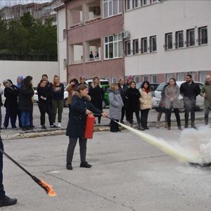 “Yangın” Konulu Eğitim ve Tatbikat Düzenlendi - fotoğraf 11