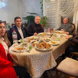 Şehidimizin Ailesi ile İftarda Bir Araya Geldik - fotoğraf 1