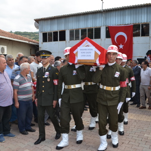 İl Müdürümüz Mahmut ÖZDEMİR, Kore Gazisi İbrahim AYDIN’ın Cenaze Törenine Katıldı - fotoğraf 9