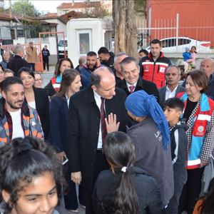 8 Nisan Dünya Romanlar Günü kapsamında; Edirne Merkez Çavuşbey Mahallesinde iftar programı düzenlendi - fotoğraf 1